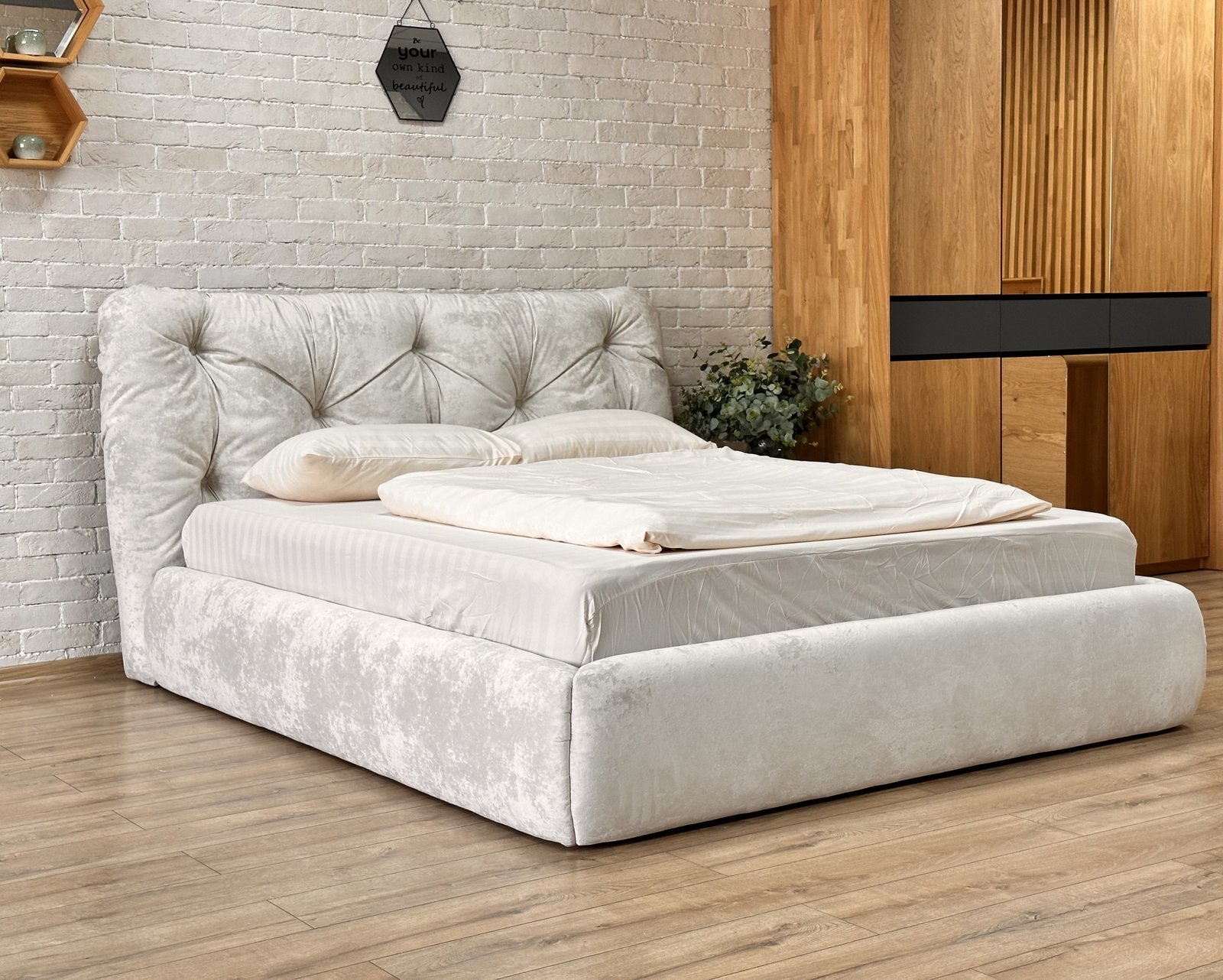 florence Pat tapițat FLORENCE 180x200, material catifea, somieră metalică rabatabilă, spațiu depozitare, seria PREMIUM - imagine 1